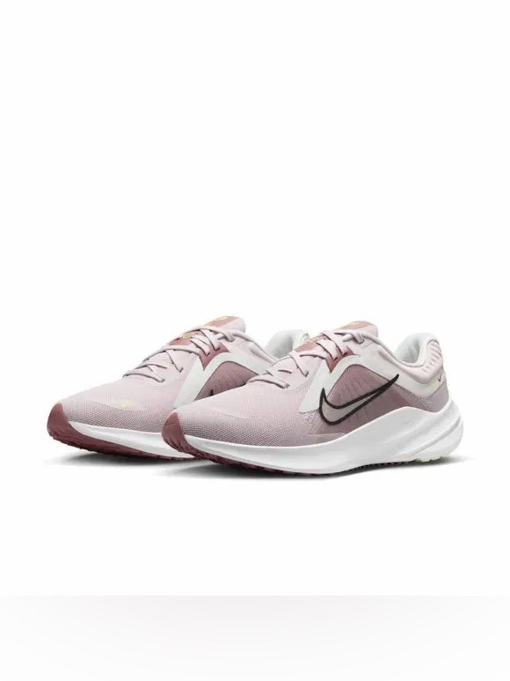 Brand New Nike Quest 5 Women's Road Running Shoes DD9291 010